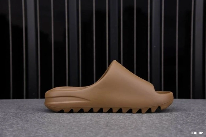 Adidas G55492 Core Slide Yeezy 1018